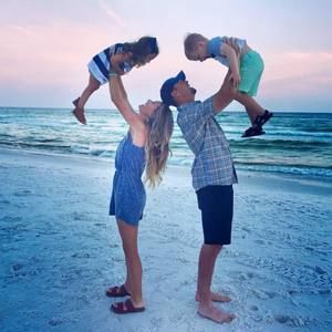 Meet your Posher, Dala